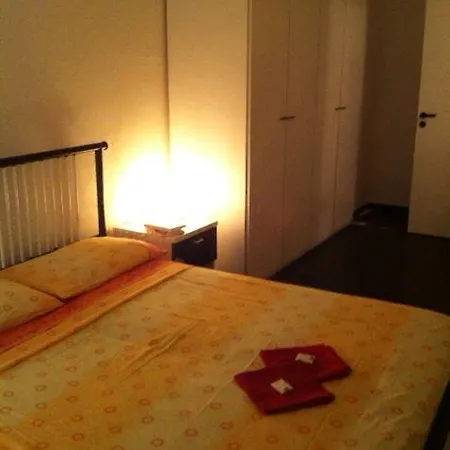 別荘 The Rooms Apartment モンテパオーネ